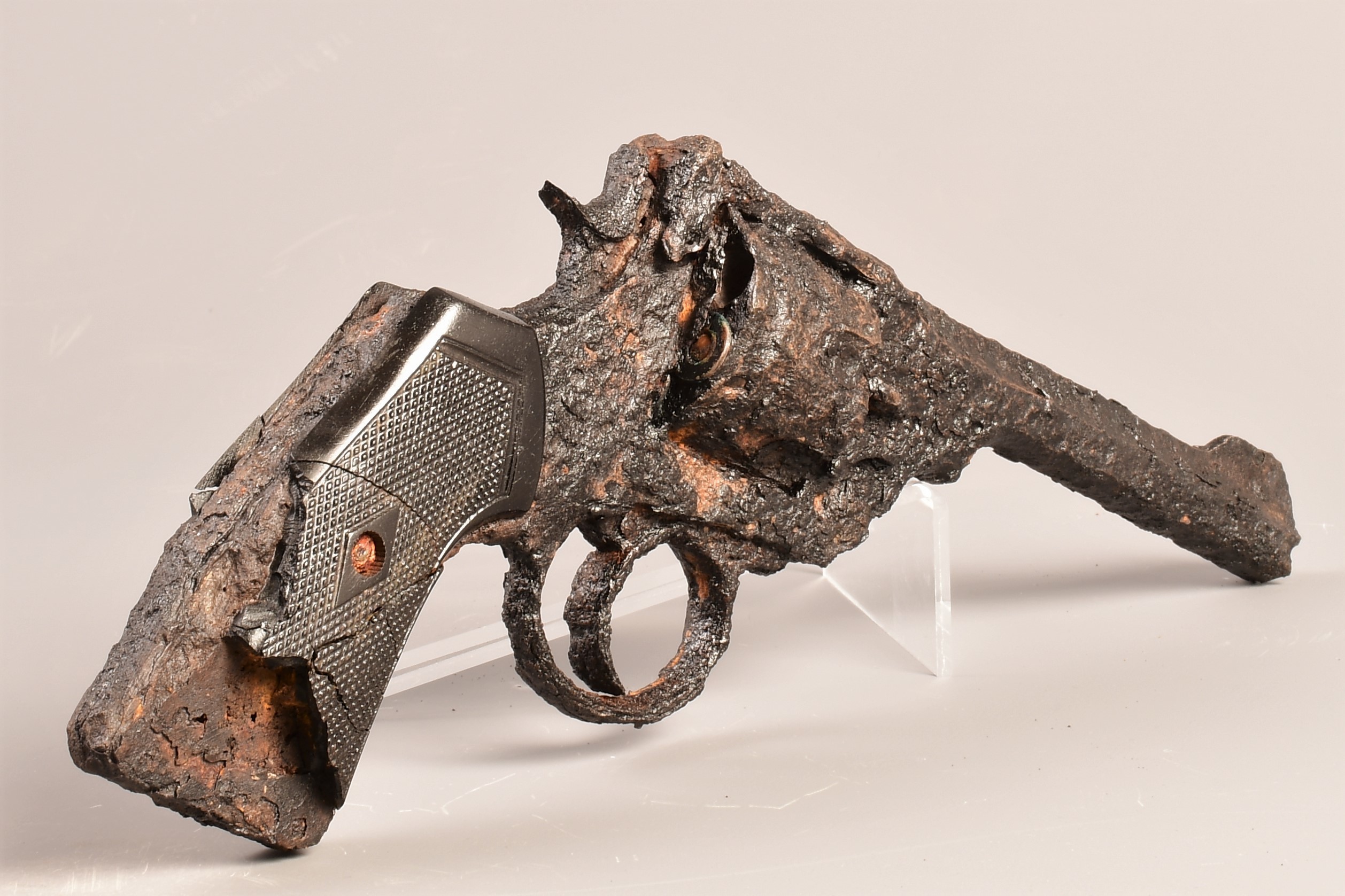 Webley Mk VI .455 revolver - ©  CO7 - Collectie Memorial Museum Passchendaele 1917