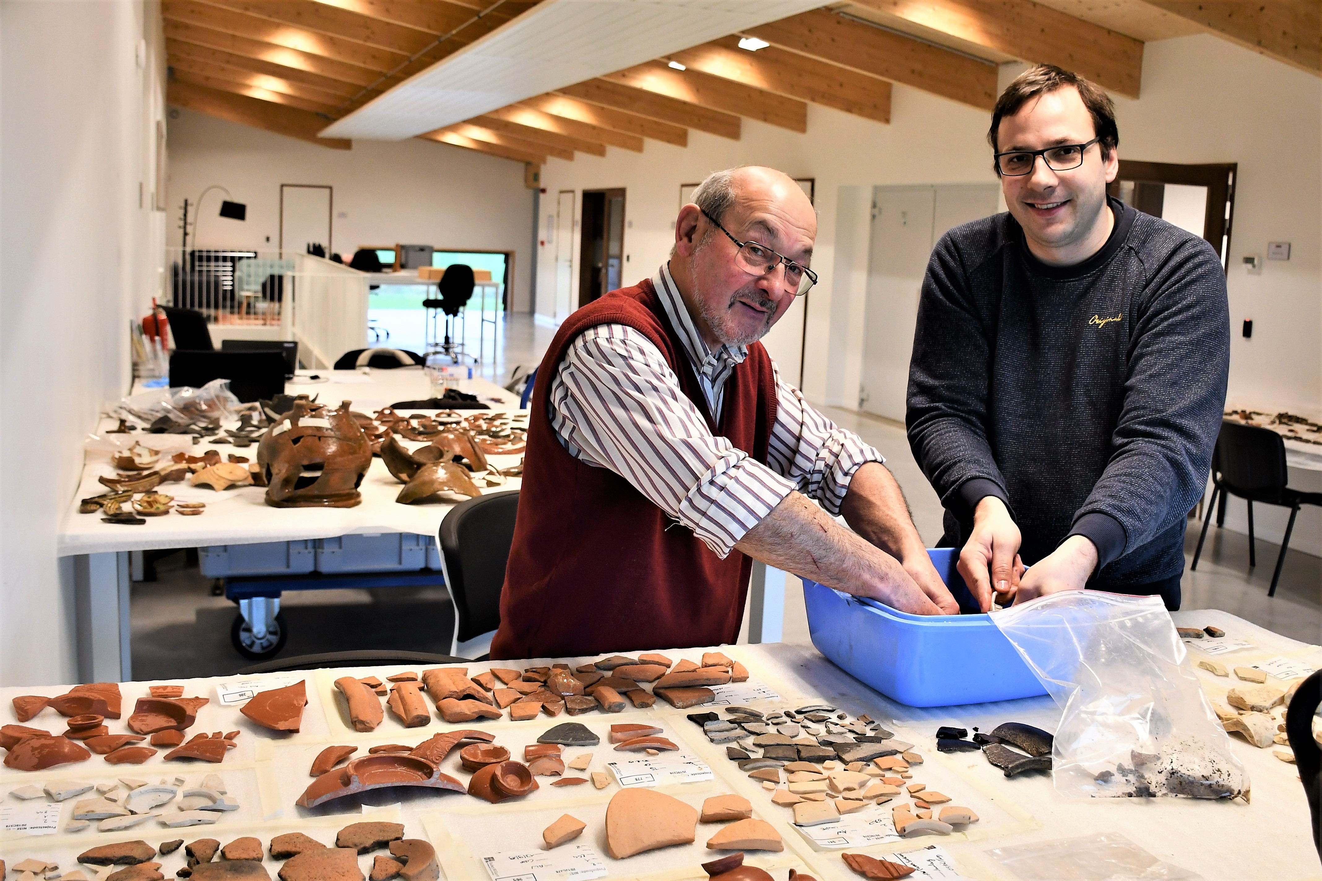Wieland Demeyer en Raymond Six aan het werk