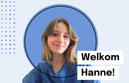 Hanne als tijdelijke erfgoedconsulent depotwerking
