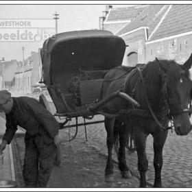 http://www.westhoekverbeeldt.be/beelden/indeling/detail?trefwoord=HEU004512050